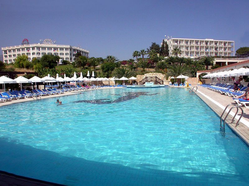 Denizkizi Hotel Kyrenia  Exterior photo